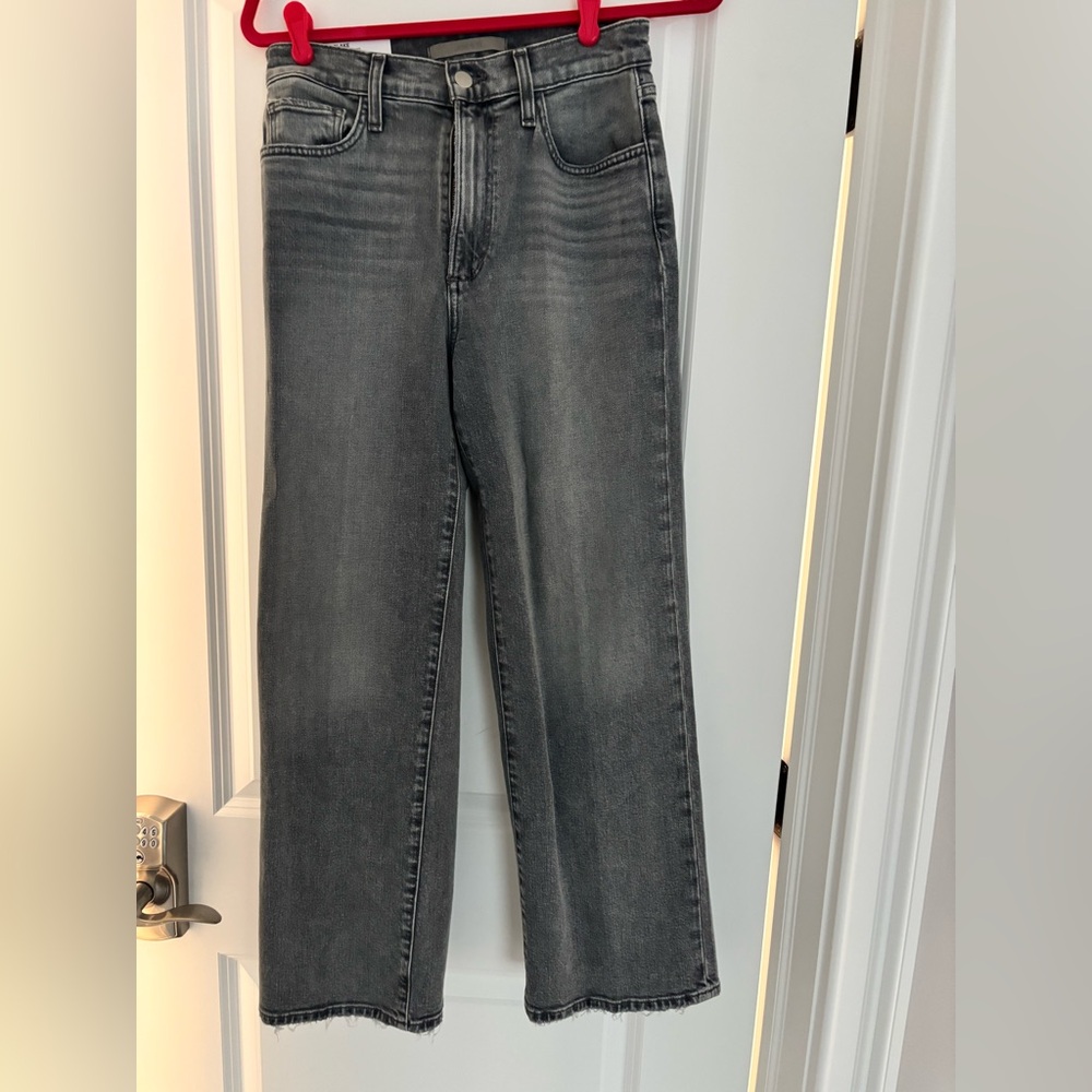 Joe's Jeans Women's Straight Leg in Charcoal